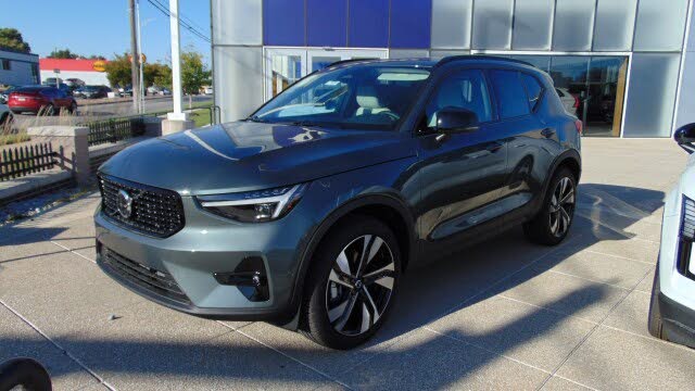 2026 Volvo XC40 B5 Ultra AWD