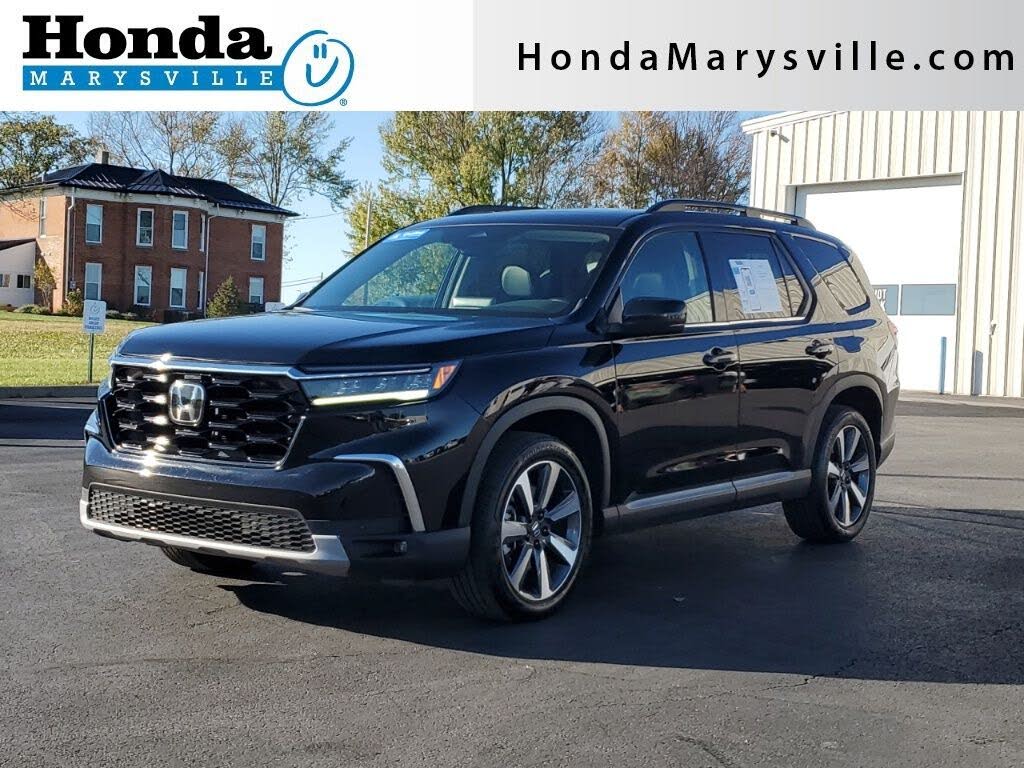 2023 Honda Pilot Touring AWD