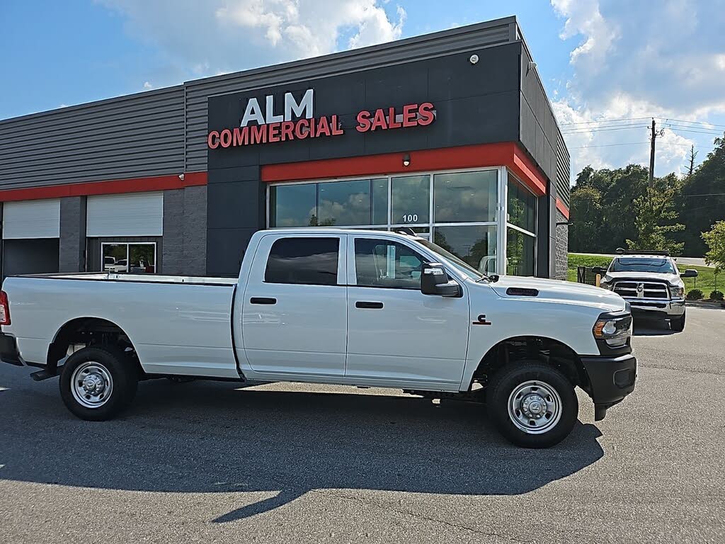 2024 RAM 2500 Tradesman Crew Cab LB 4WD