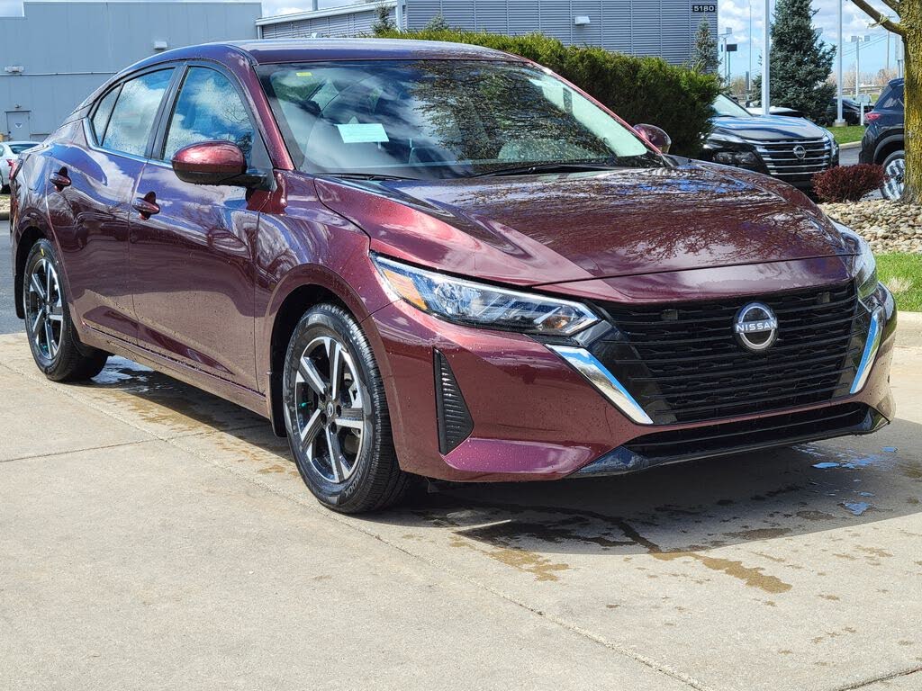 2025 Nissan Sentra SV FWD