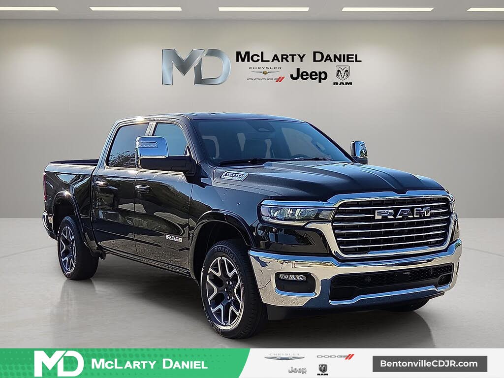 2026 RAM 1500 Laramie Crew Cab 4WD