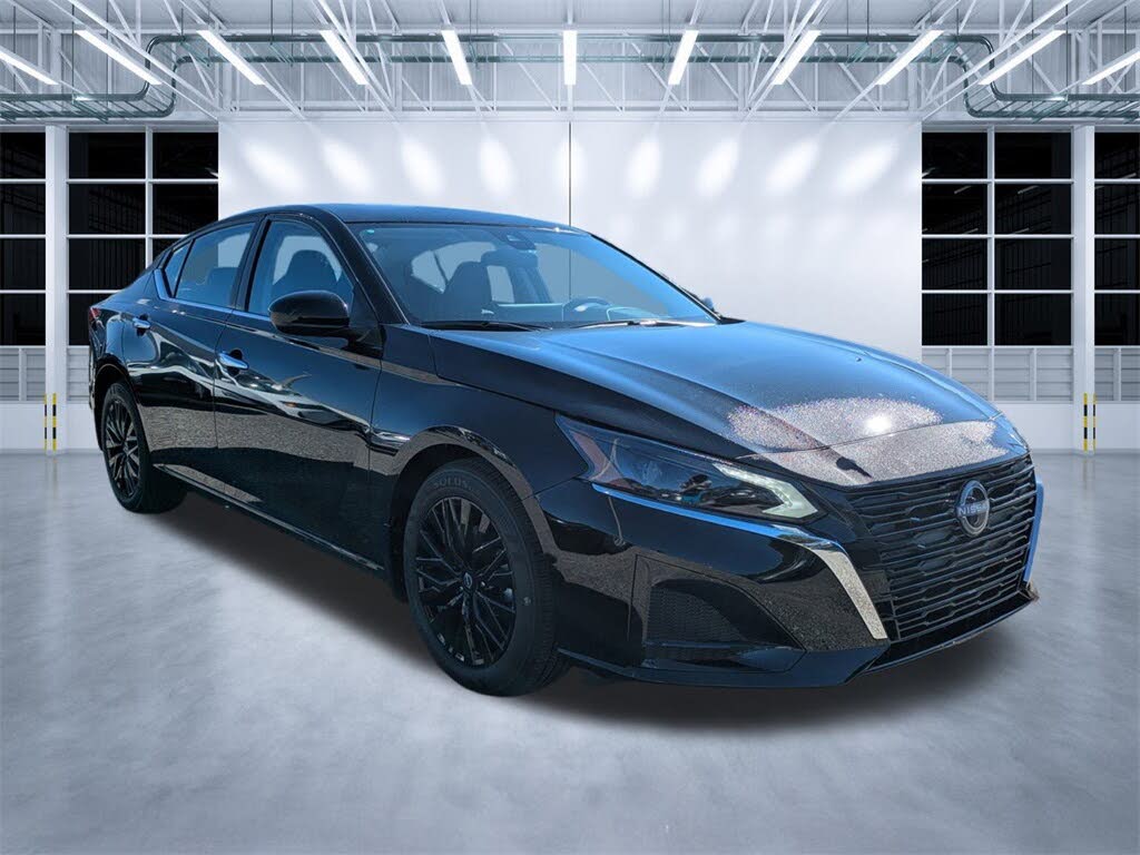 2025 Nissan Altima 2.5 SV FWD