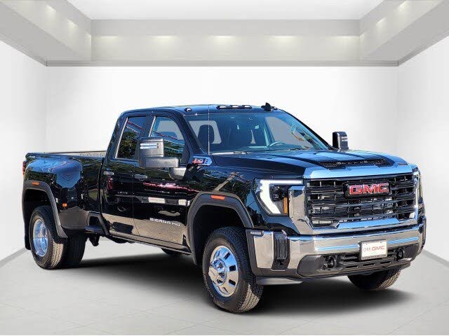 2026 GMC Sierra 3500HD Pro Double Cab LB 4WD