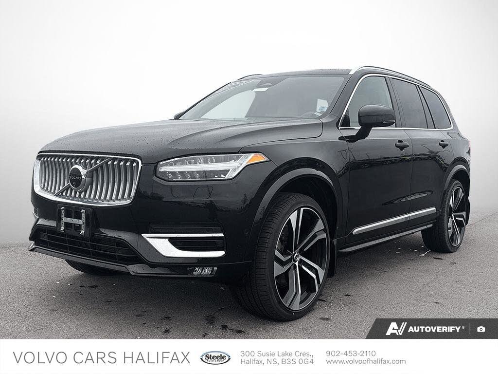 Volvo XC90 B6 Ultra Bright Theme 7-Passenger AWD 2025