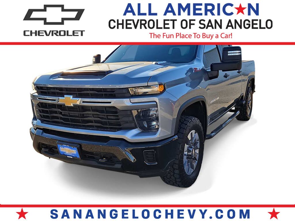 2024 Chevrolet Silverado 2500HD Custom Crew Cab 4WD