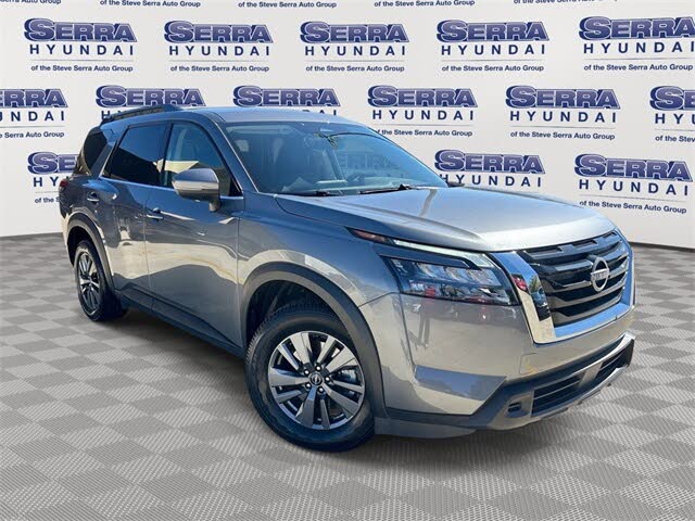 2024 Nissan Pathfinder SV FWD
