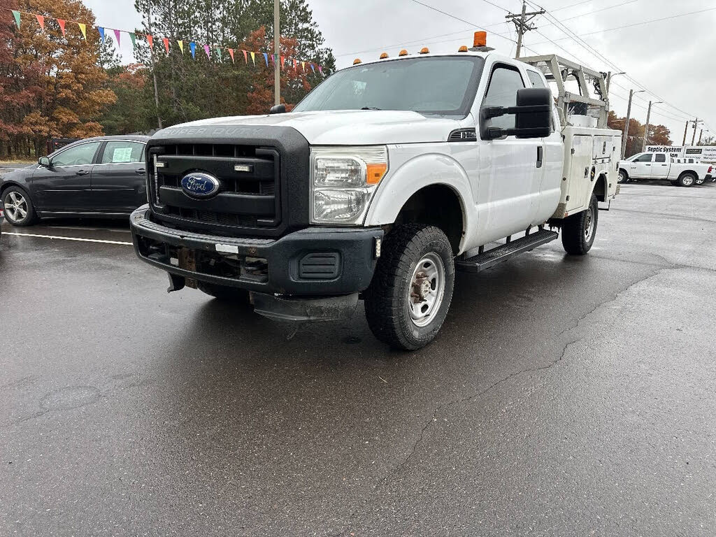 2011 Ford F-350 Super Duty XL SuperCab LB 4WD