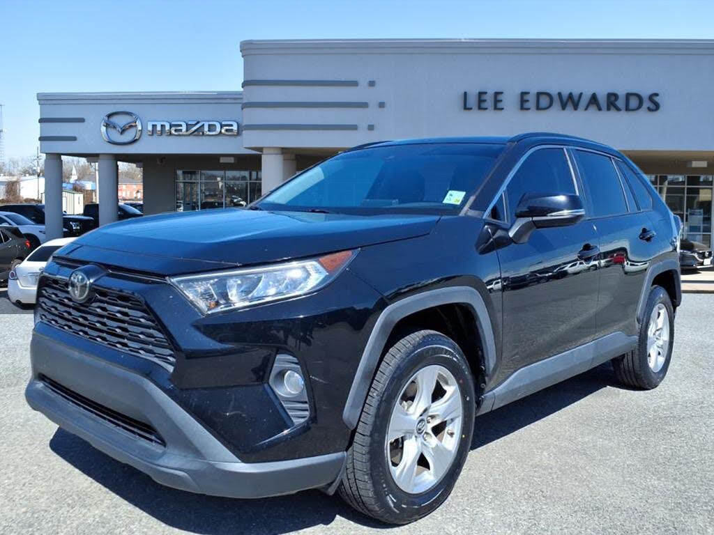2019 Toyota RAV4 XLE FWD