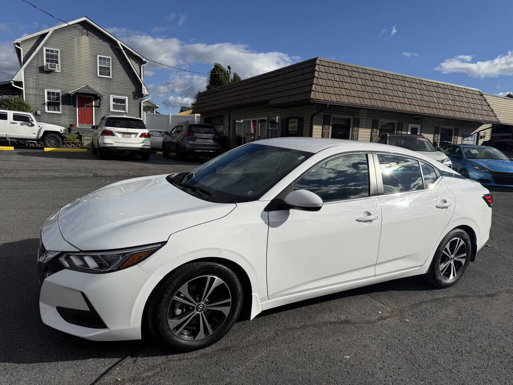 2022 Nissan Sentra SV FWD