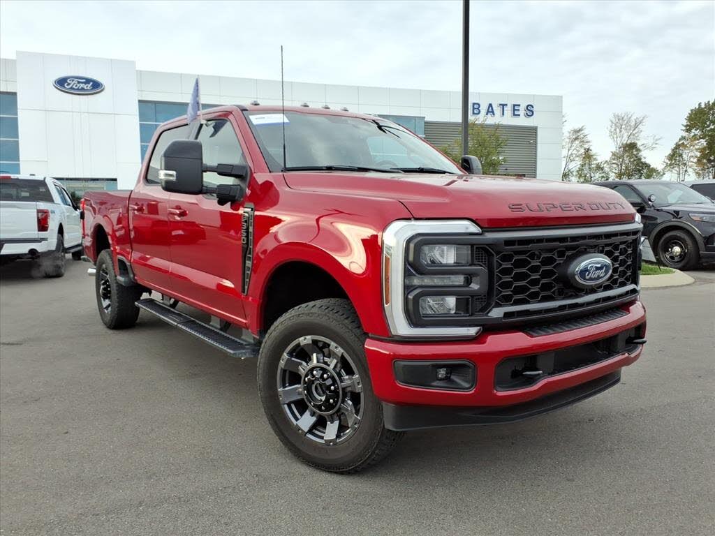 2024 Ford F-350 Super Duty Lariat Crew Cab 4WD