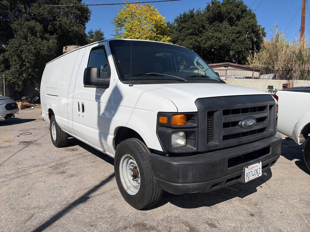 2010 Ford E-Series E-250 Extended Cargo Van
