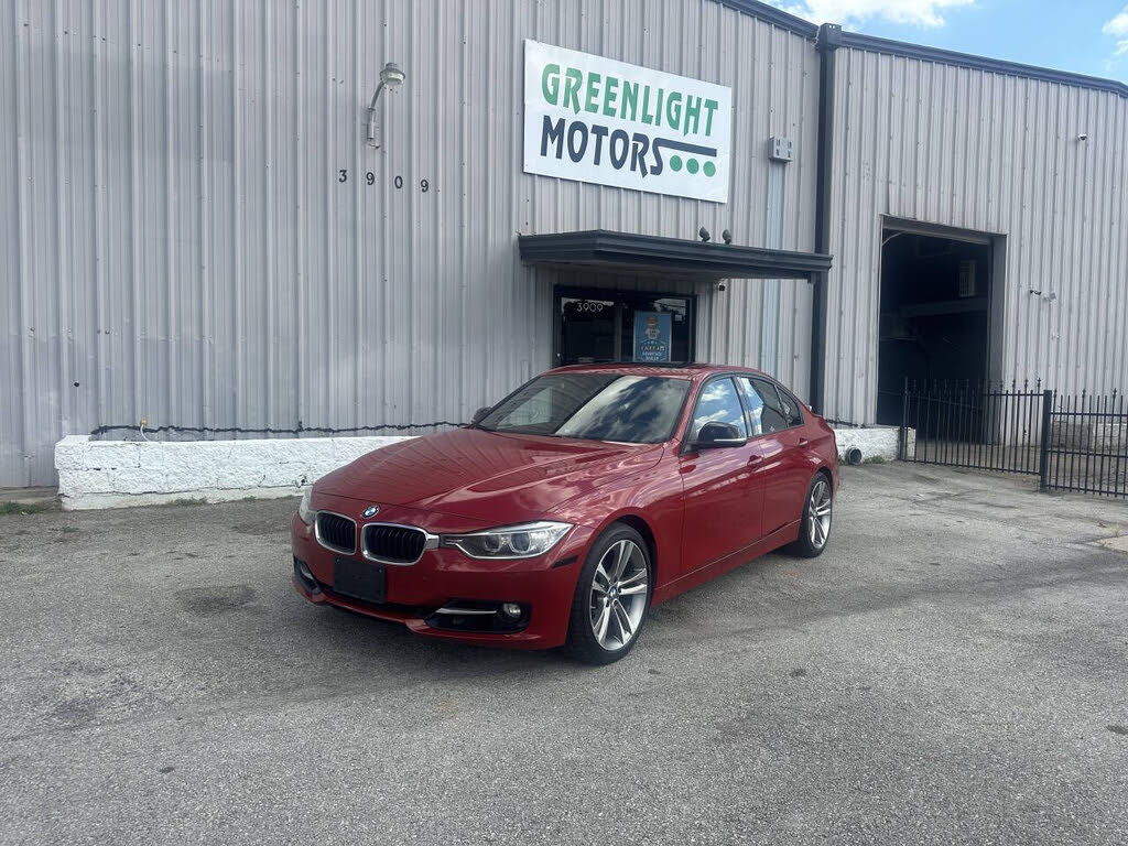 2012 BMW 3 Series 328i Sedan RWD
