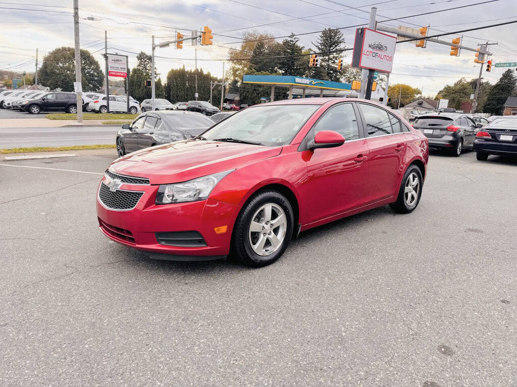 2013 Chevrolet Cruze 1LT Sedan FWD