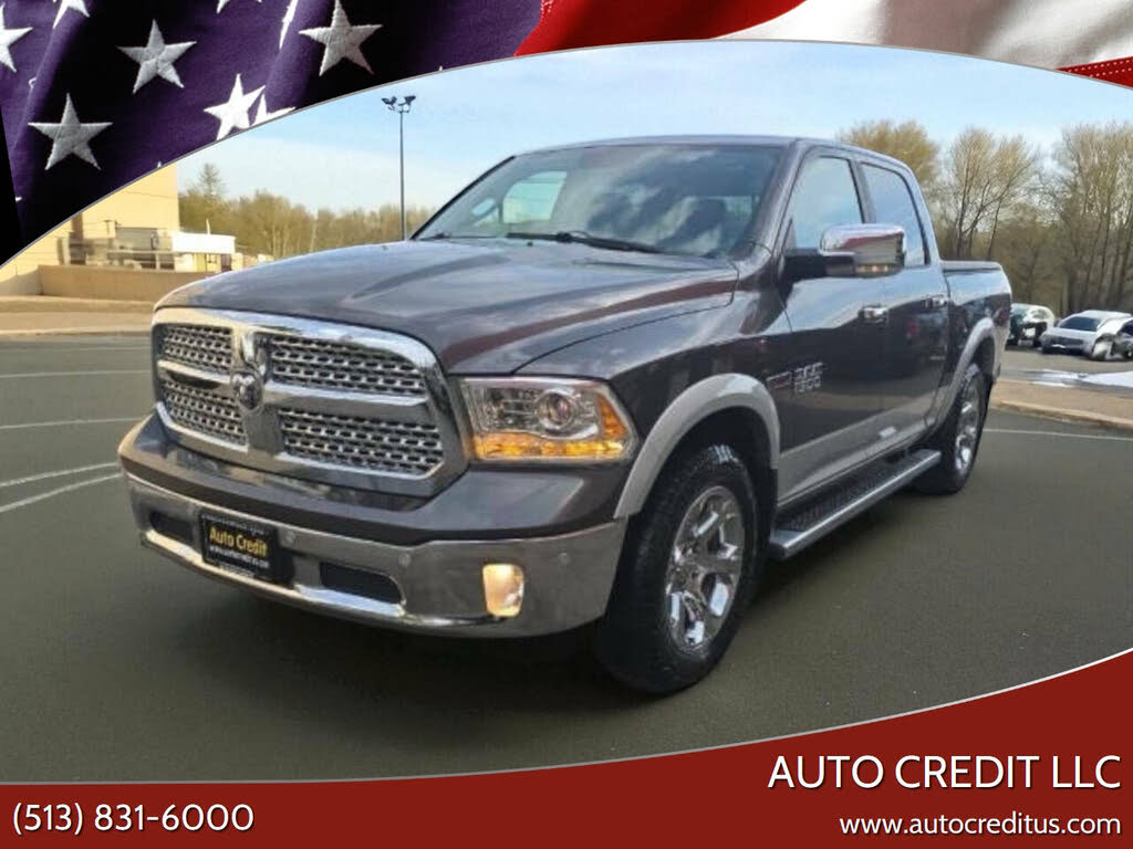 2015 RAM 1500 Laramie Crew Cab 4WD