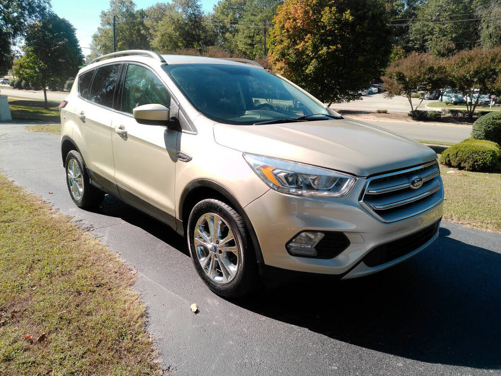 2018 Ford Escape SEL FWD
