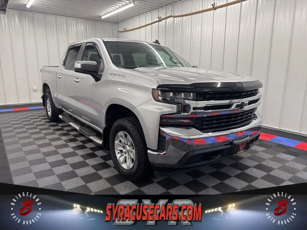 2022 Chevrolet Silverado 1500 LT Crew Cab 4WD