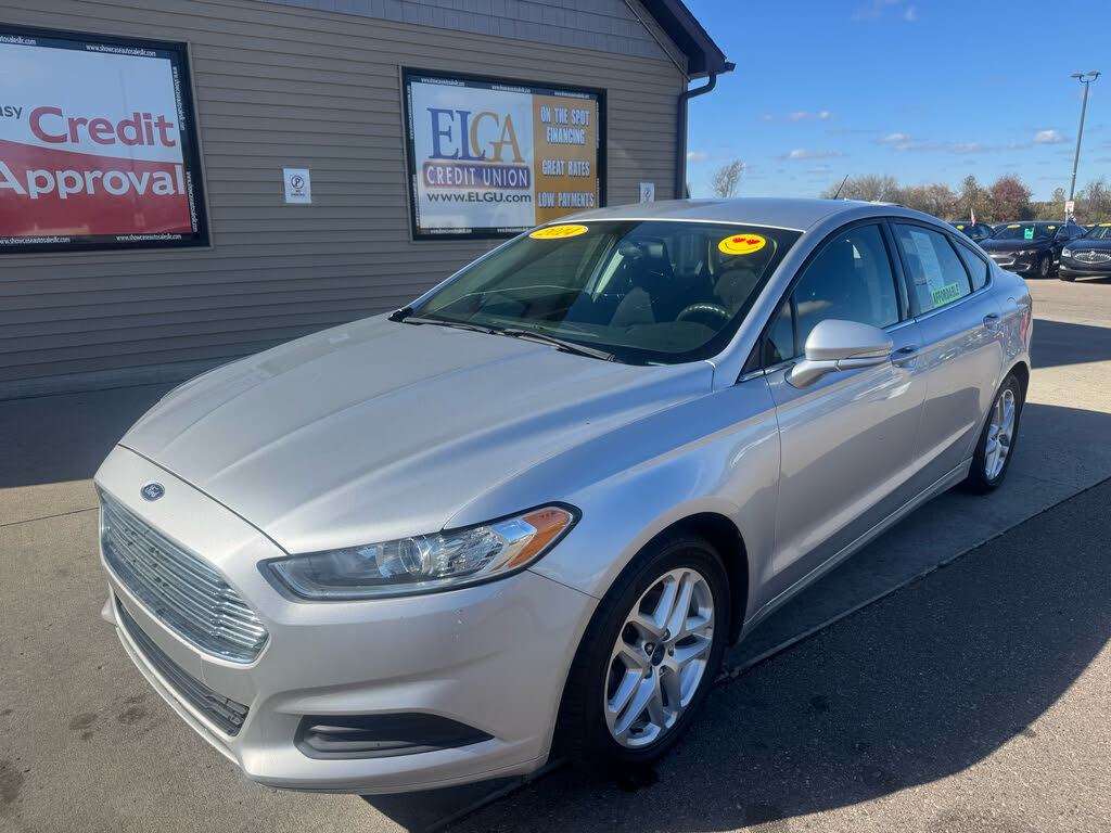 2014 Ford Fusion SE