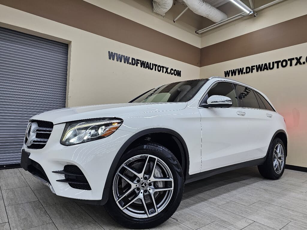 2019 Mercedes-Benz GLC 300 RWD