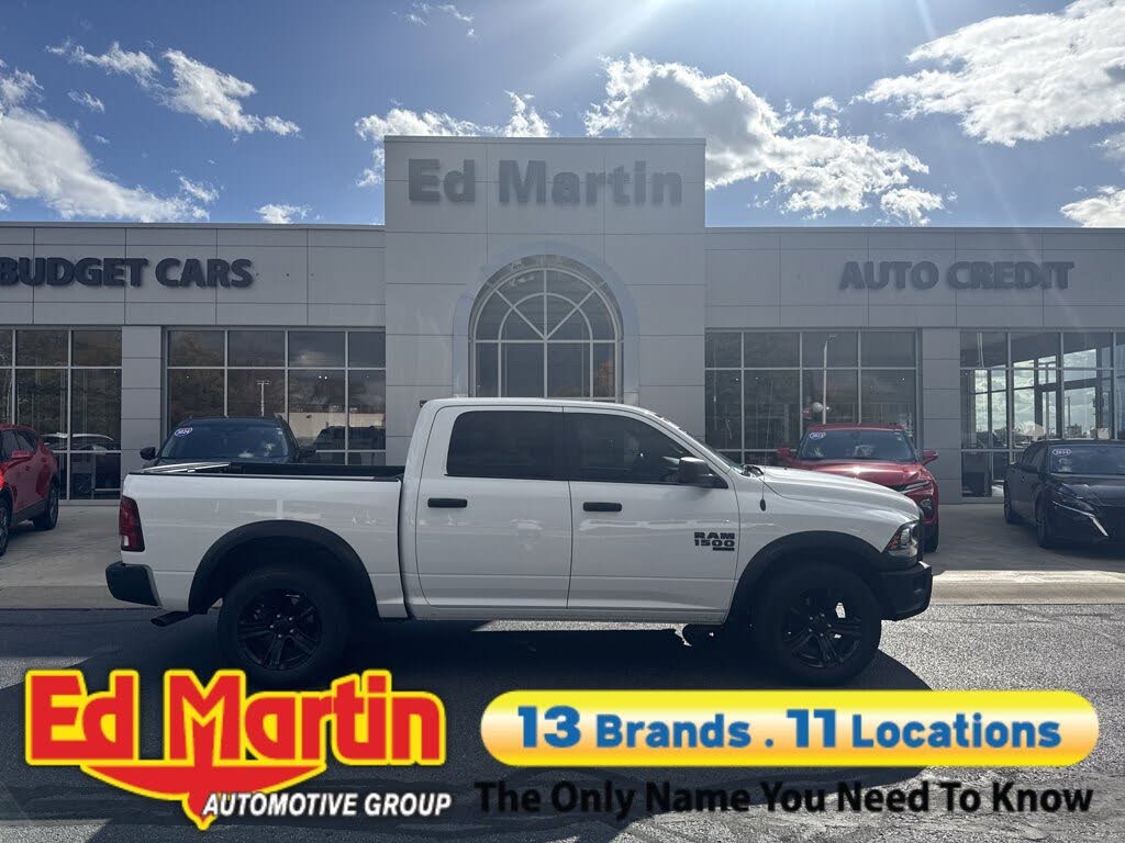 2024 RAM 1500 Classic Warlock Crew Cab 4WD