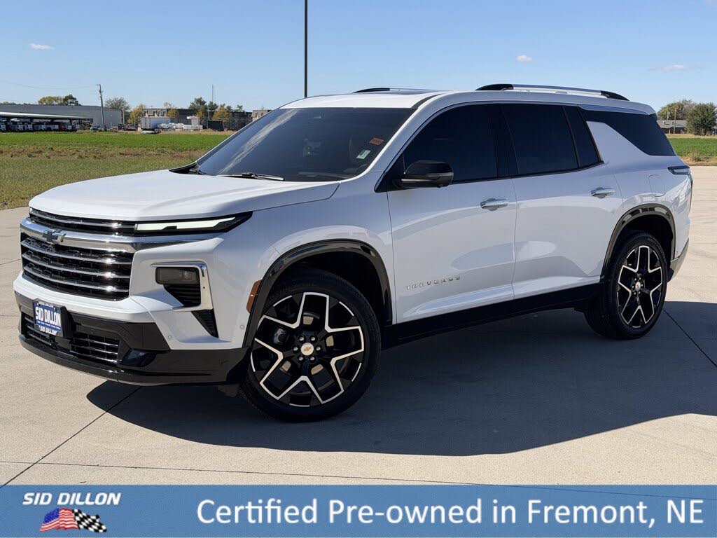2025 Chevrolet Traverse High Country 4WD