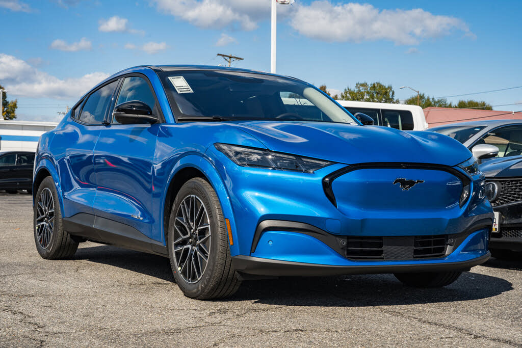 2025 Ford Mustang Mach-E Premium RWD