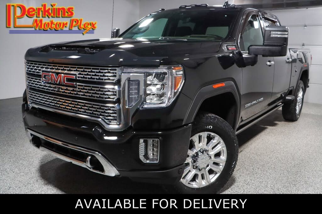 2023 GMC Sierra 2500HD Denali Crew Cab 4WD
