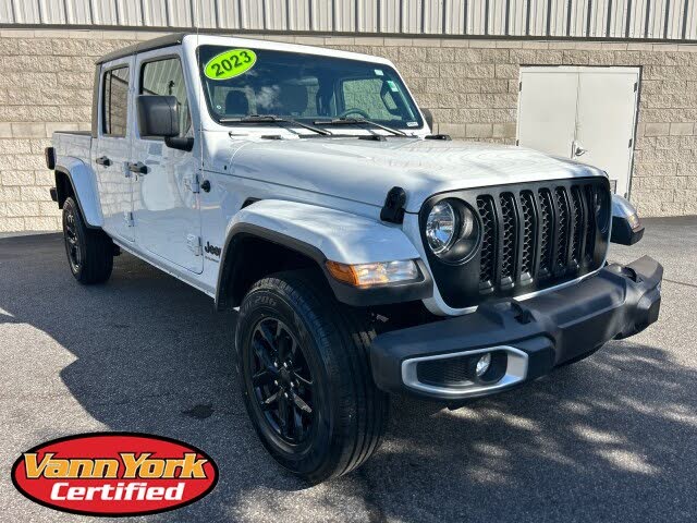 2023 Jeep Gladiator Sport S Crew Cab 4WD