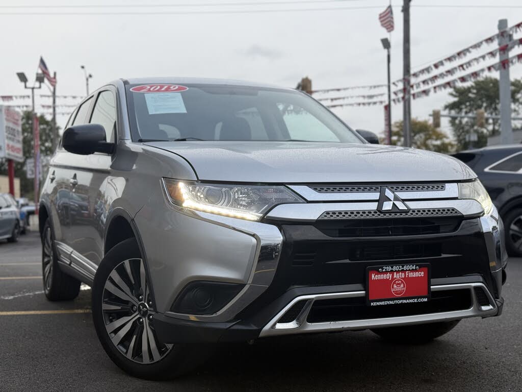 2019 Mitsubishi Outlander ES FWD