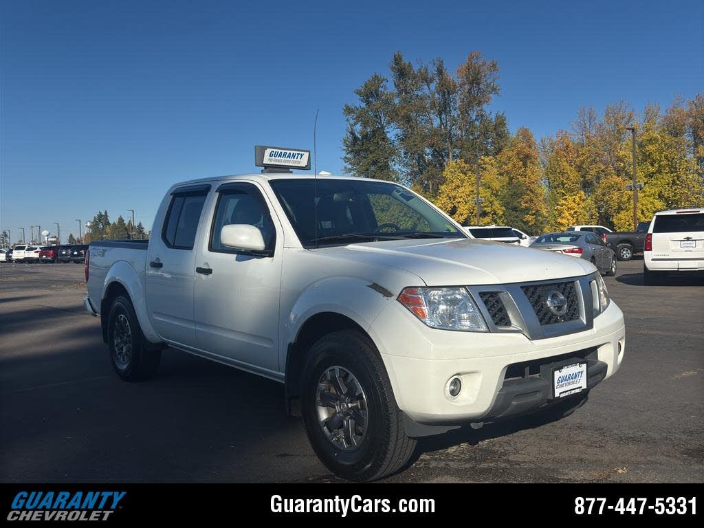 2018 Nissan Frontier PRO-4X Crew Cab 4WD