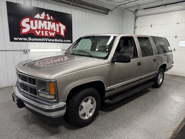 1999 Chevrolet Suburban C1500 RWD