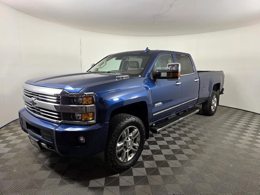 2016 Chevrolet Silverado 2500HD High Country Crew Cab 4WD