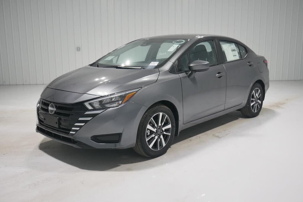2025 Nissan Versa SV FWD