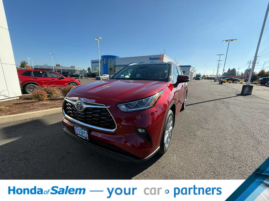 2023 Toyota Highlander Hybrid Limited AWD