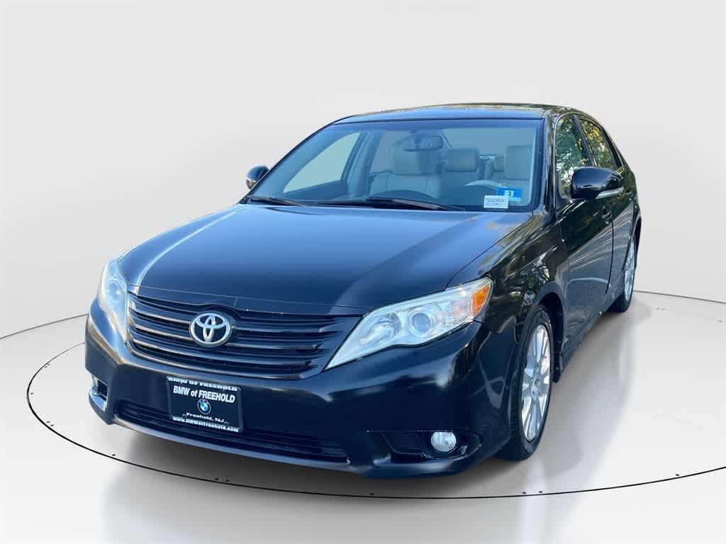 2011 Toyota Avalon XLS