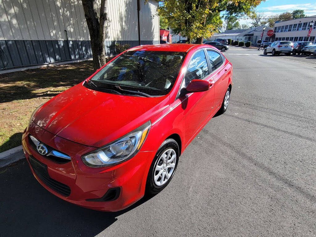 2012 Hyundai Accent GLS Sedan FWD
