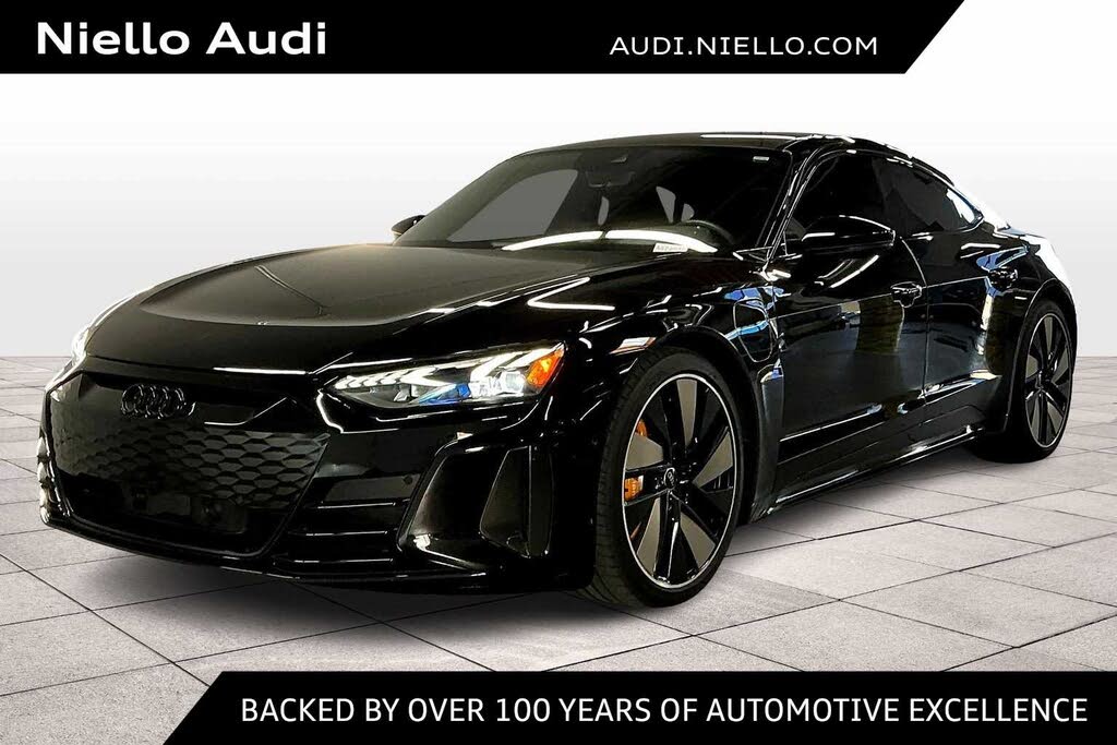 2022 Audi RS e-tron GT quattro AWD
