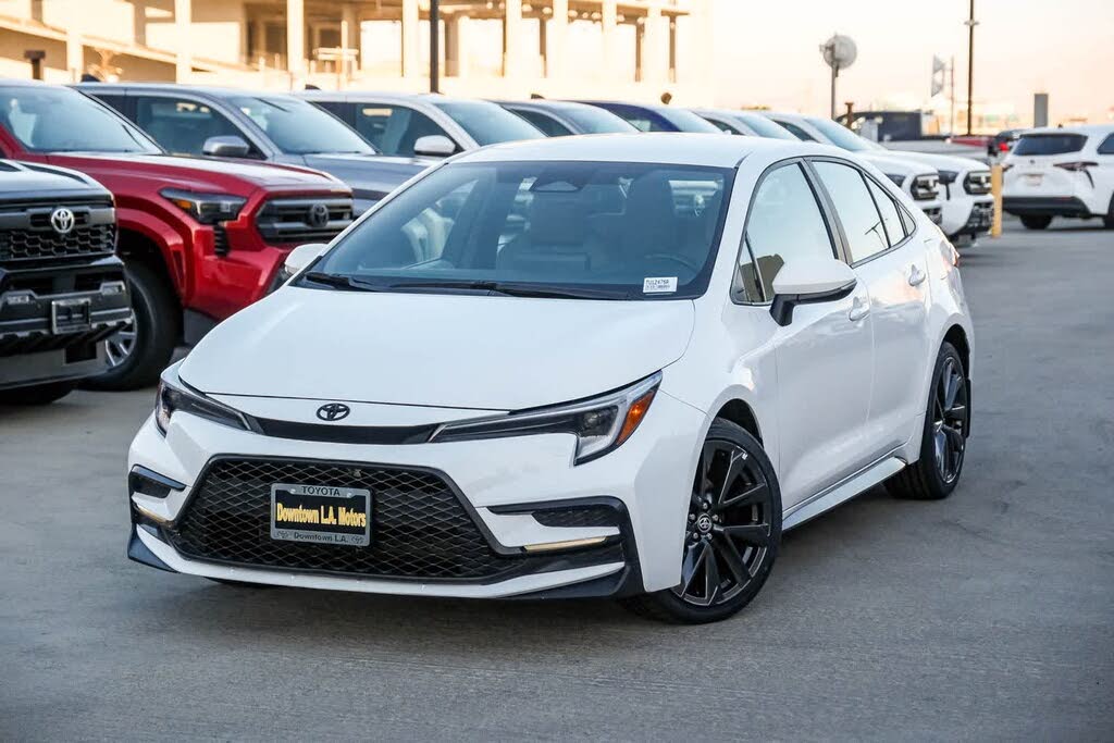 2023 Toyota Corolla SE FWD