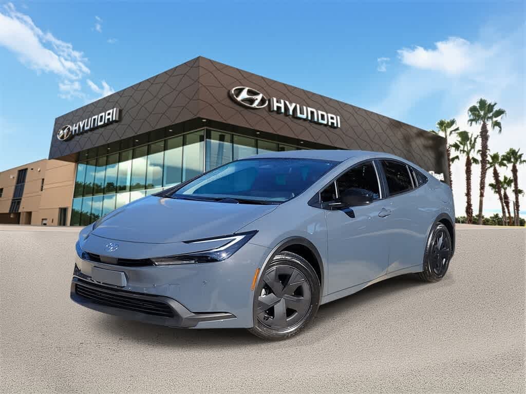 2024 Toyota Prius LE FWD