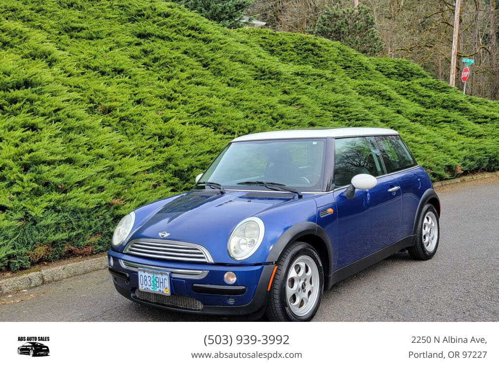 2004 MINI Cooper Base