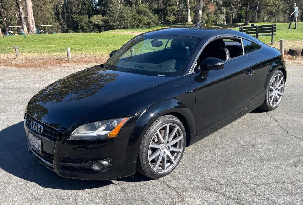 2010 Audi TT 2.0T quattro Prestige Coupe AWD