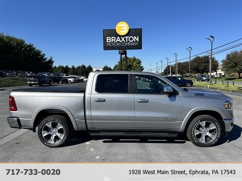 2022 RAM 1500 Laramie Crew Cab 4WD