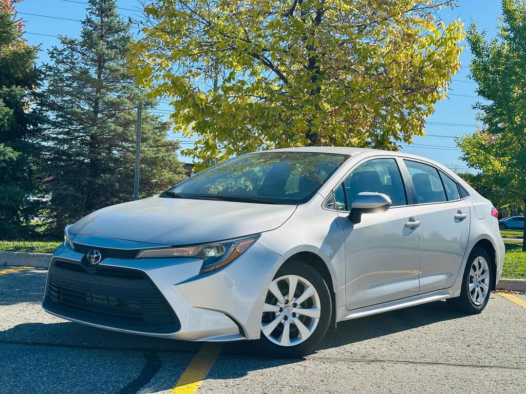 2023 Toyota Corolla LE FWD