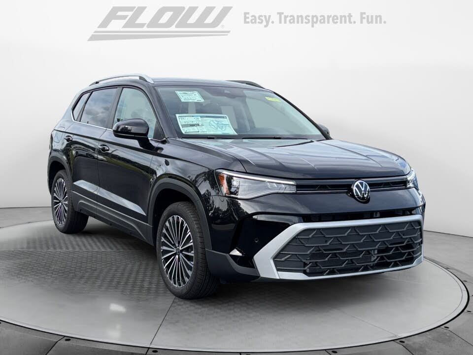2025 Volkswagen Taos SE FWD