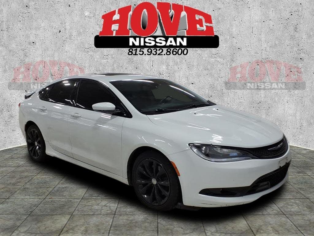 2015 Chrysler 200 S Sedan FWD