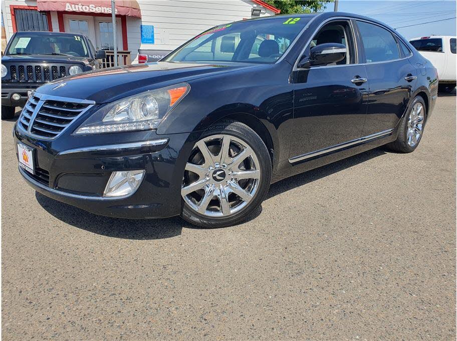 2012 Hyundai Equus Signature RWD