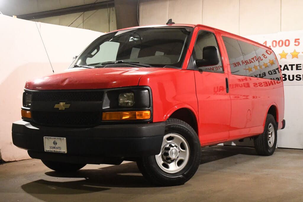 2016 Chevrolet Express 2500 LS RWD