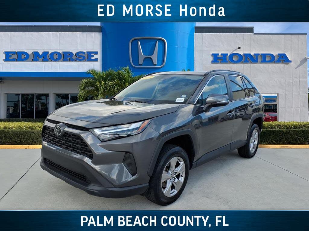 2022 Toyota RAV4 XLE FWD