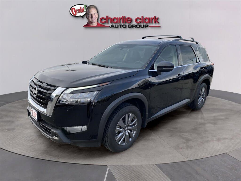 2025 Nissan Pathfinder SV FWD