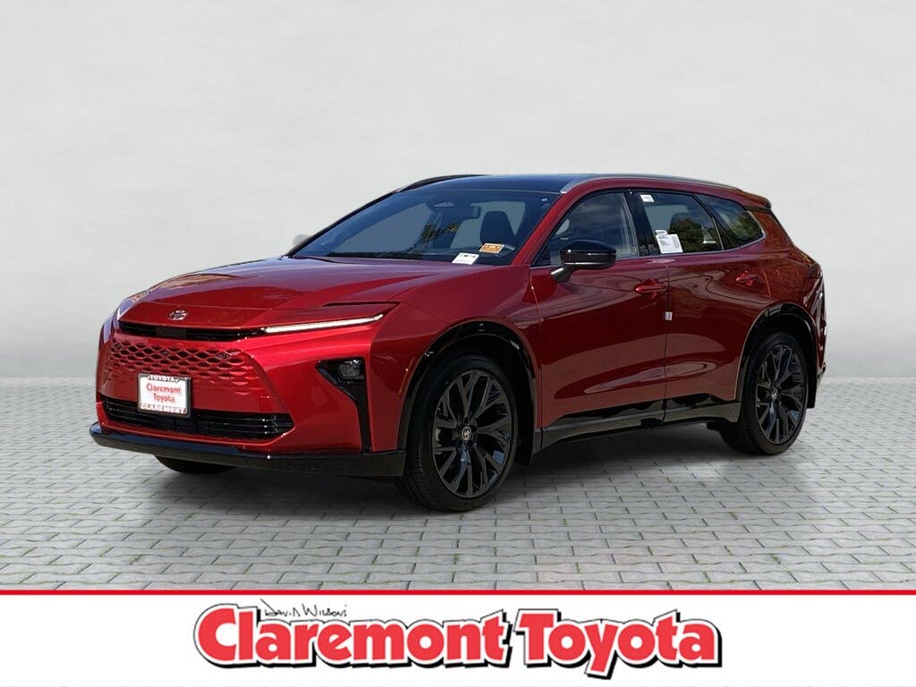 2025 Toyota Crown Signia Limited AWD