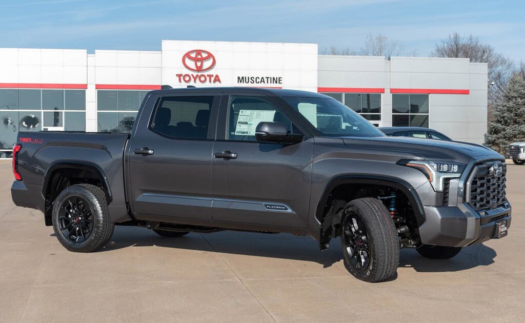 2025 Toyota Tundra Platinum CrewMax Cab 4WD